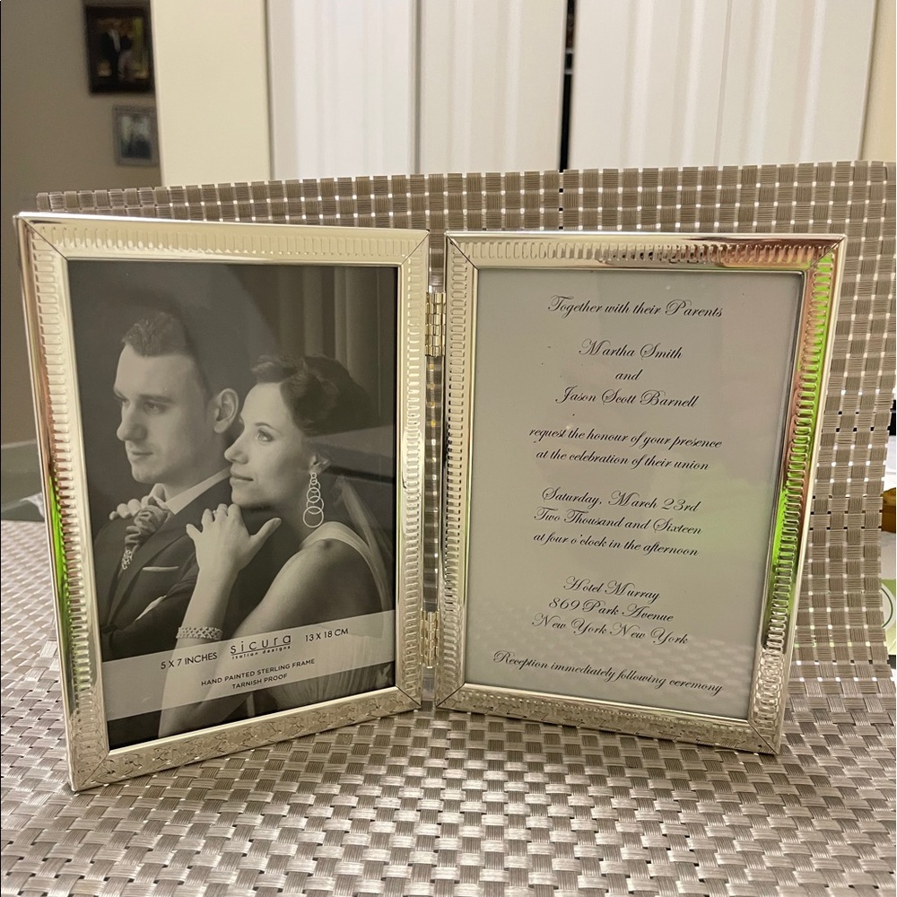 Sicura Double Sterling Frame